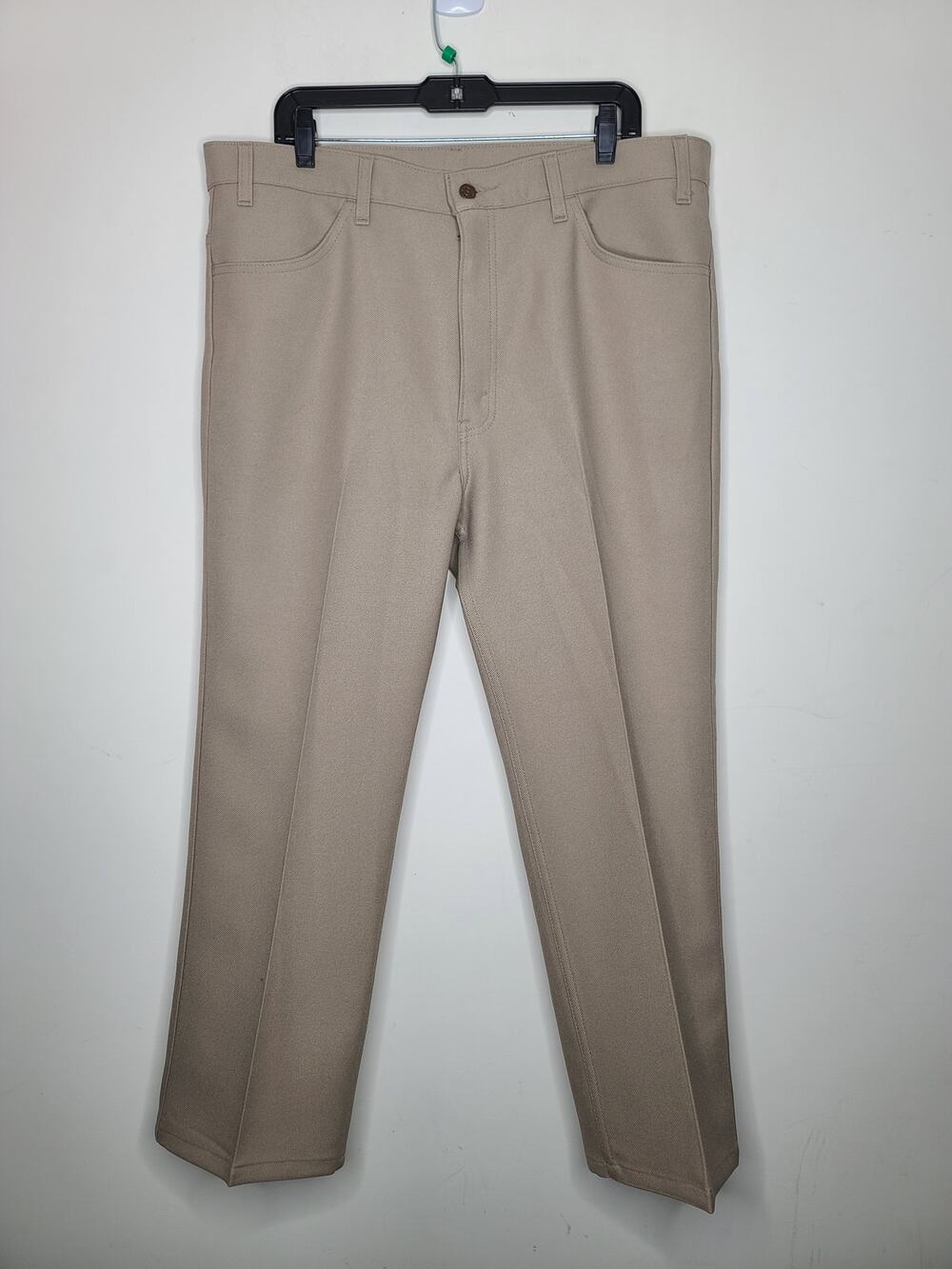 Vintage Levi's khaki pants - size 40 x 27